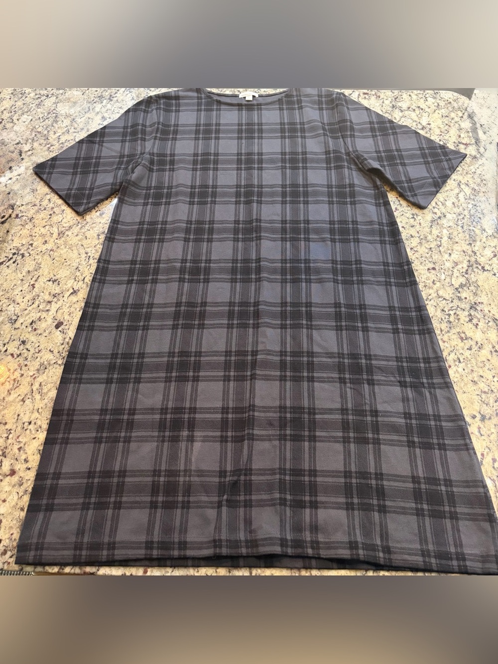 GAP Women's Gray and Black Plaid Short-Sleeve Maternity Dress